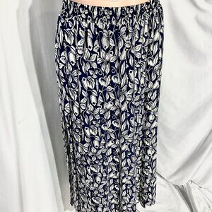 Blue and White Sz Small Floral Pleated Midi Skirt